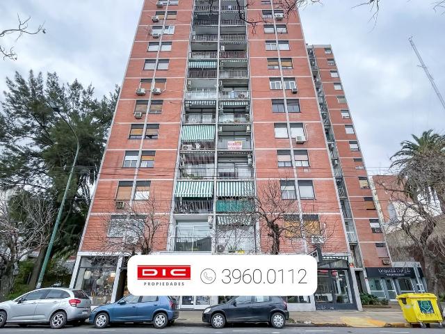 Departamento 4 ambientes Alquiler Acas. Vias/Santa Fe