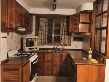 Departamento 4 ambientes de Categoría con Balcón – Sarmiento 114 piso 9º A Avellaneda