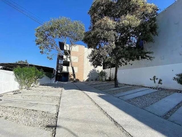 DEPARTAMENTO 8 EN VENTA EN CERRO HUECO