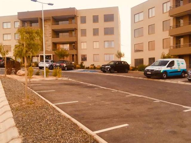 Departamento como nuevo, muy buen entorno, locomoción