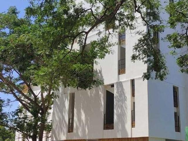 Departamento con acceso a SERVICIOS, en Buenavista, M?rida