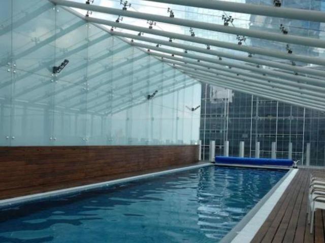 Departamento con amplia terraza y espacios versátiles