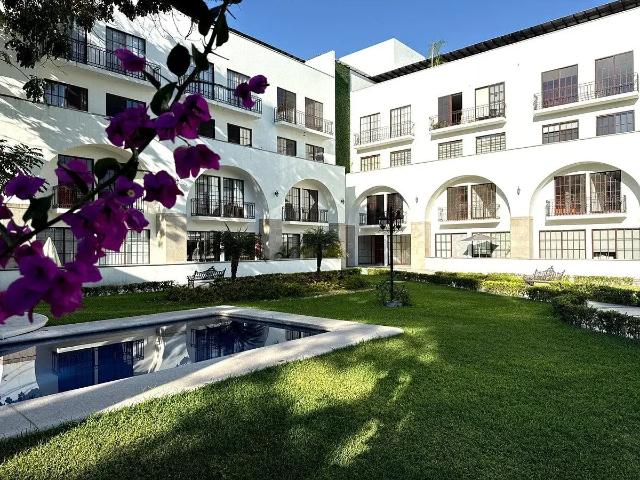 Departamento con amplias áreas verdes y amenidades completas