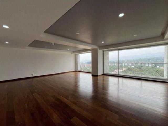 Departamento con balcón en Torre Cúspide, enfrente de Perisur