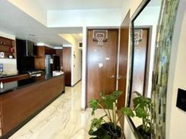 Departamento con balcón en City Towers Black Santa Cruz Atoyac