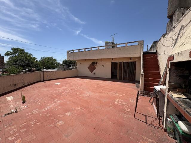 Departamento con Balcón Grande en Centro Parque