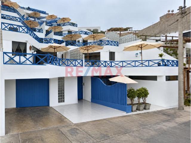 Departamento Con Excelente Ubicación Con Vista Al Mar En La Playa Negra