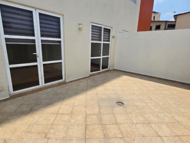 Departamento con patio, Huixquilucan