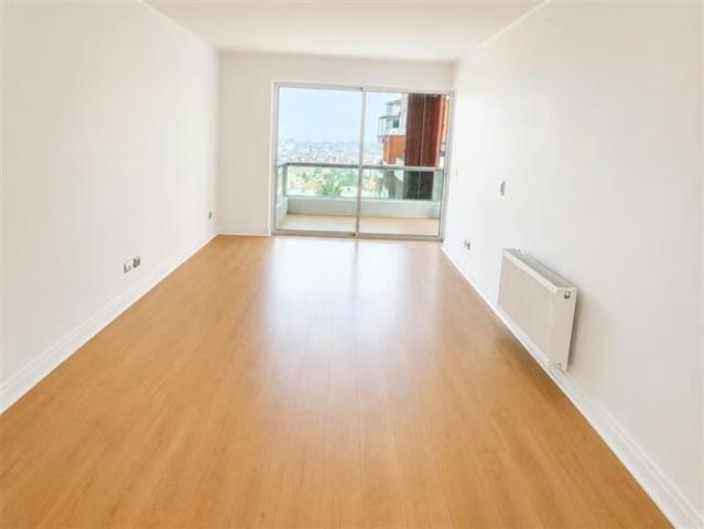 Departamento con preciosa vista despejada | 3 dormitorios por 4490.00 en Huechuraba