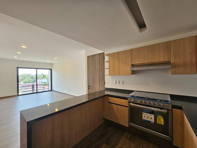 Departamento con roof garden en renta en Cto. Arquitectos, Cd Sat?lite