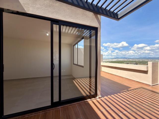 Departamento con Roof Garden y Amenidades con Vista hacia Quer?taro!