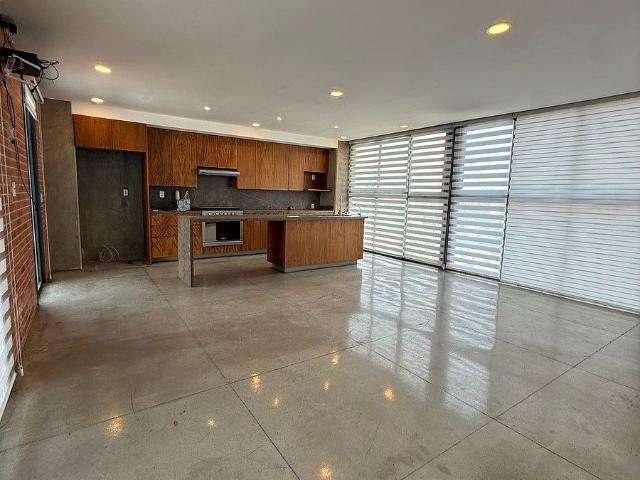 DEPARTAMENTO EN RENTA CON TERRAZA EN LA AMERICANA