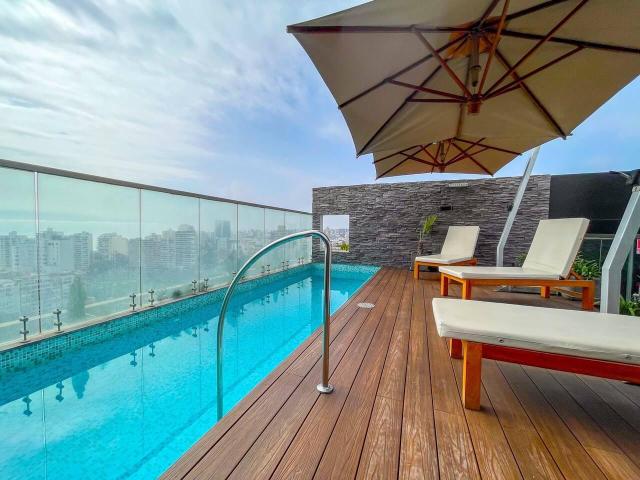 Departamento con vista a la ciudad y al Mar