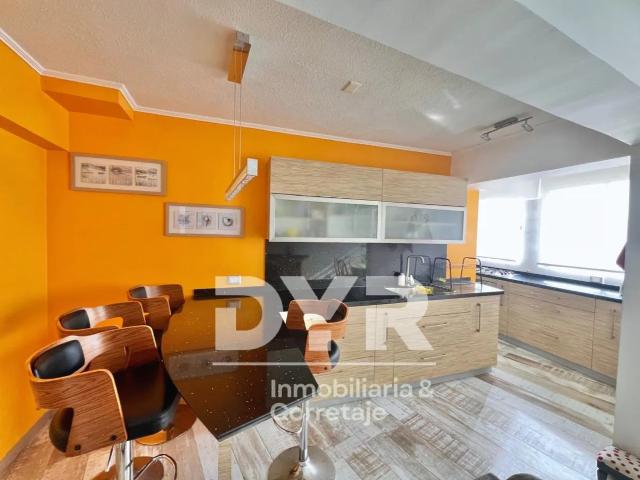 Departamento con vista directa a playa en viña del mar