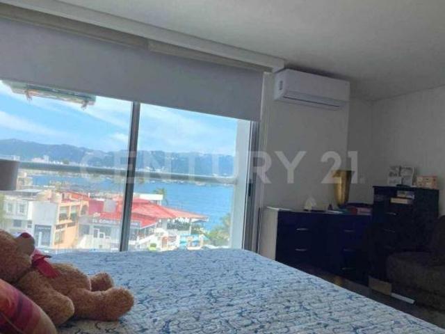 Departamento con vista frontal a la Bahía, Condominio Las Palmas, Magallanes