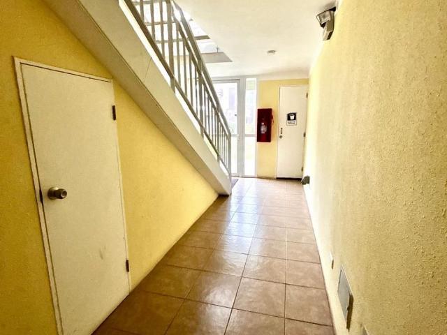 DEPARTAMENTO 3D2B EN 1ER PISO CON 2 ESTACIONAMIENTOS