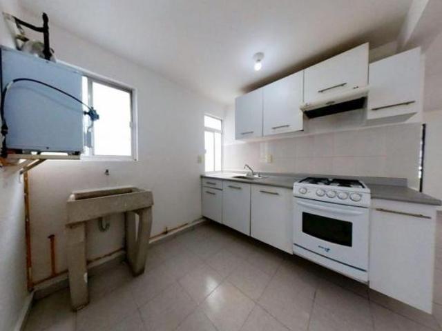 Departamento con 2 recámaras en venta en Agrícola Oriental