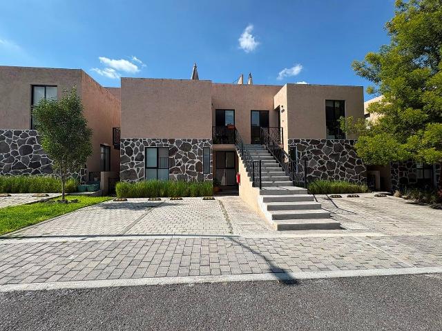✨ ¡Departamento / Casa Dúplex Amueblada en Renta en Quinta Los Sabinos