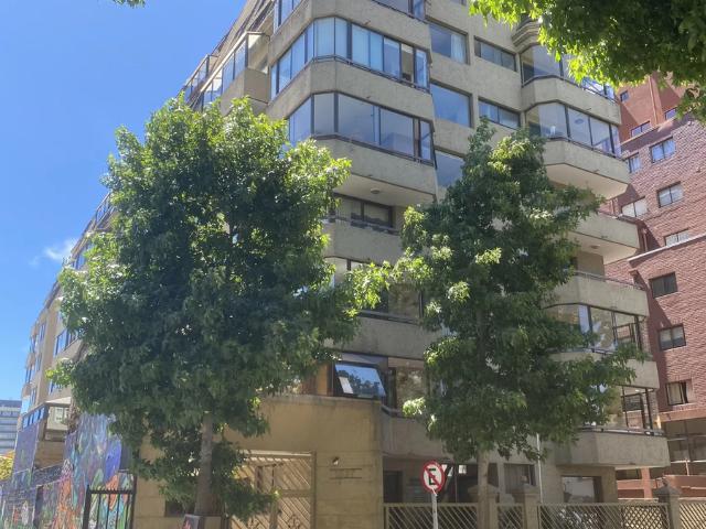 Departamento central 3 dormit./2 baños/ estac.y bodega