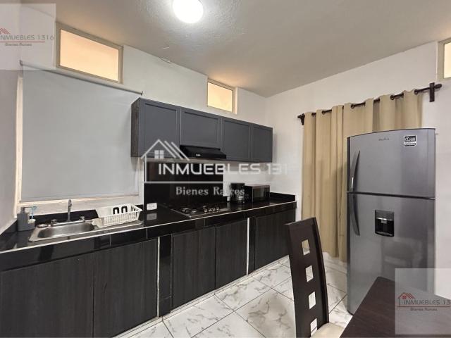 Departamento amueblado a 5 cuadras de UANL Mederos