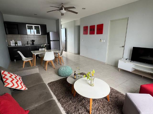 Departamento amueblado de 2 recámaras en renta en Riviera Towers, Playa del Carm