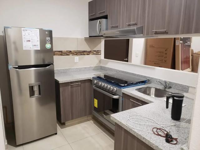 DEPARTAMENTO AMUEBLADO EJECUTIVO FRENTE CENTRO COMERCIAL OUTLET PUNTA NORTE