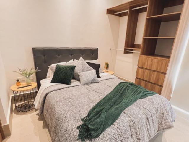 Departamento amueblado, en complejo, NO AVAL