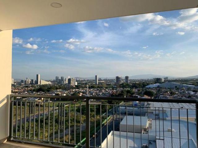 2 Recámaras departamento amueblado en piso 10 en Real View Towers listo para Airbnb 2