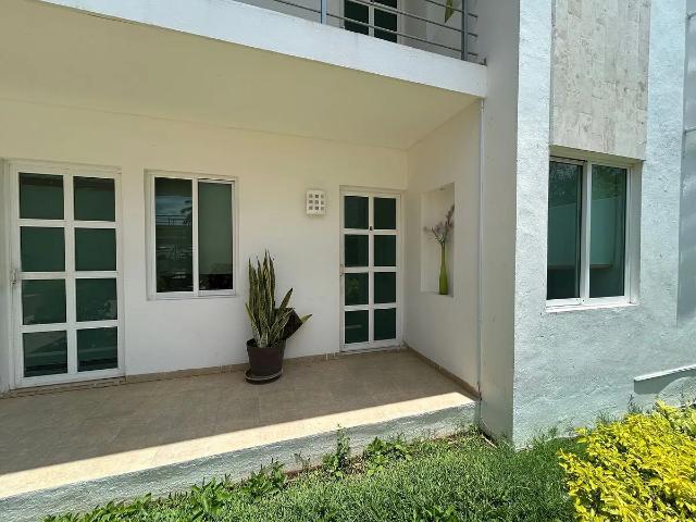 Departamento Amueblado en Planta Baja en Renta en Villas del Sol