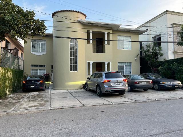 DEPARTAMENTO AMUEBLADO EN PLANTA BAJA