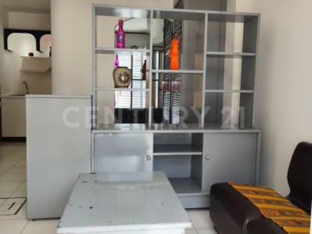 DEPARTAMENTO AMUEBLADO EN RENTA A LADO DE LA MACROPLAZA