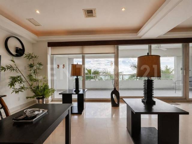 Departamento amueblado en renta con terraza y vista al mar en Cozumel