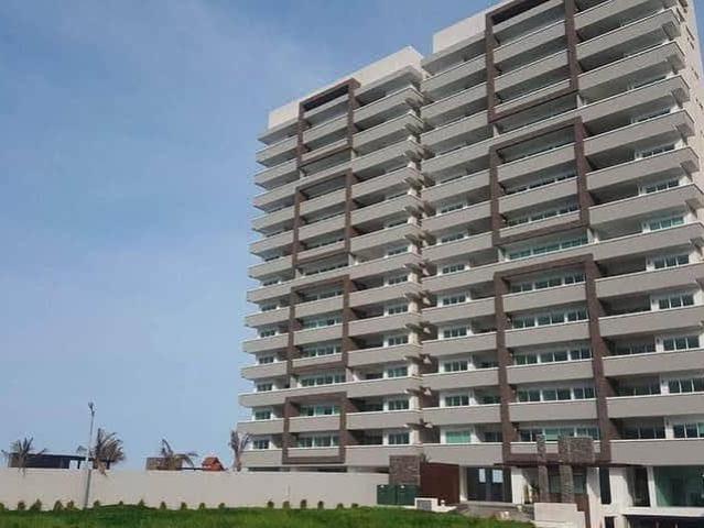 Departamento amueblado en renta con vista al mar en Playas del Conchal