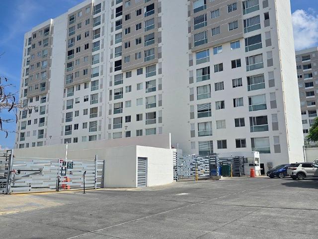 Departamento amueblado en renta en el desarrollo Tres Lagos!