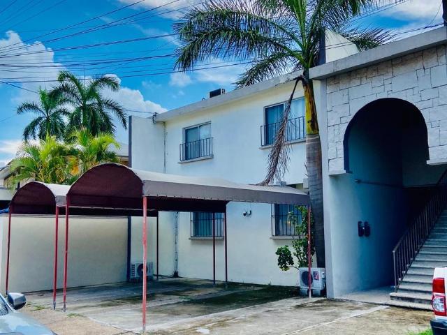 Departamento amueblado en renta en el Fraccionamiento Contry Club