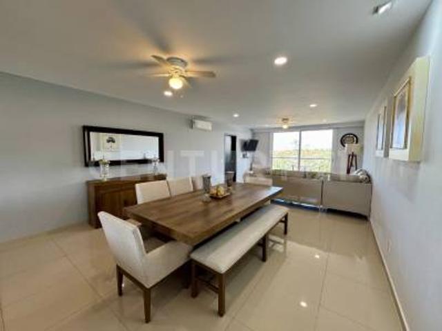 Departamento amueblado en renta en Fluvial Vallarta | 2 recámaras | 2 baños