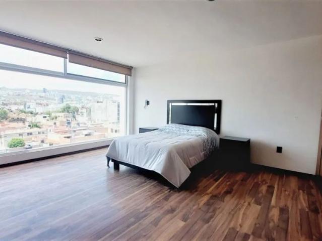Departamento Amueblado En Renta En Garita De Jalisco Con Elevador