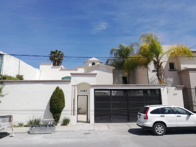 Departamento Amueblado en RENTA en San Patricio