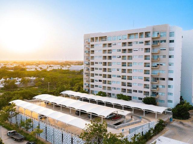Departamento Amueblado en Renta en Vía Montejo Torre Oceana