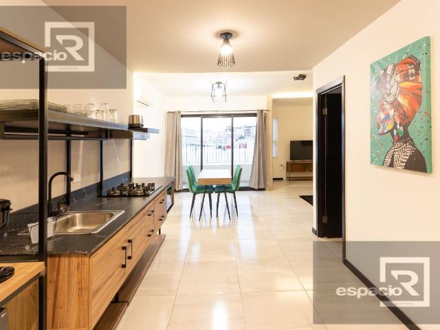 DEPARTAMENTO AMUEBLADO EN RENTA EN ZONA CENTRO