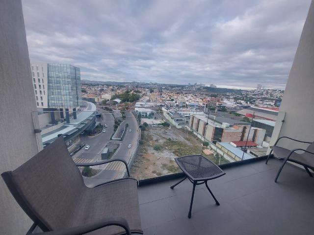 DEPARTAMENTO AMUEBLADO EN RENTA, LATITUD VICTORIA, AV. CONSTITUYENTES, QRO D.E