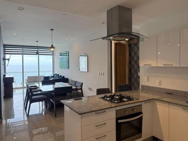 Departamento Amueblado en Venta en Camino al Mar en 2 Recámaras