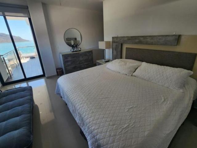 Departamento amueblado en venta en Zona Dorada, Mazatlán, Vista al mar