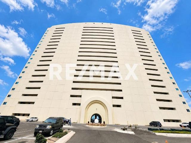 DEPARTAMENTO AMUEBLADO EN VENTA, FRENTE AL MAR EN ROSARITO, B.C