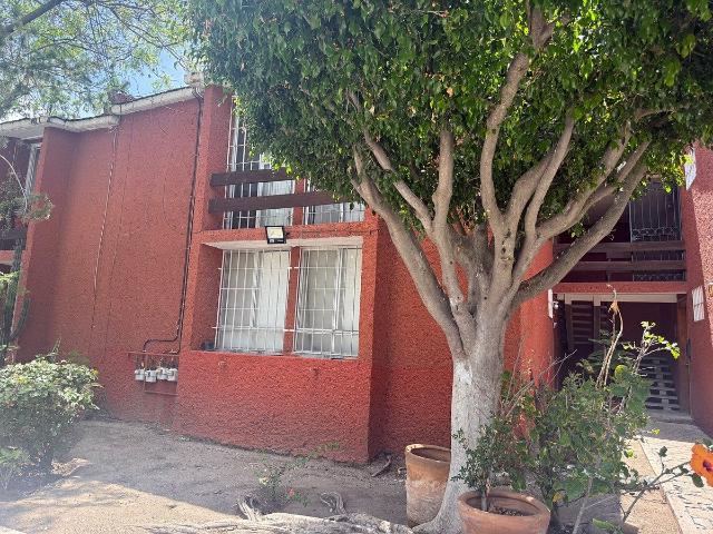 DEPARTAMENTO AMUEBLADO EN RENTA EN VILLAS DEL PARQUE, QUERÉTARO