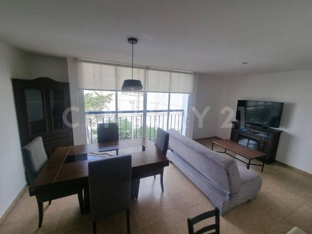 Departamento AMUEBLADO en 3er piso, Fraccionamiento Palmerales San Rafael