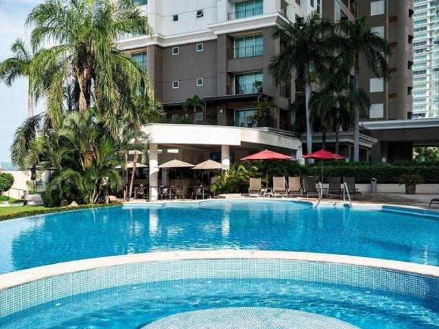 Departamento amueblado Frente al Mar en Venta en Puerto Vallarta