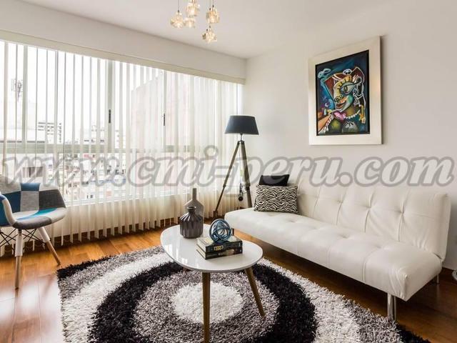 Departamento amoblado 2 dormitorios alquiler en Miraflores