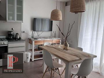 Departamento amoblado de 2 ambientes con cochera y terraza propia en Temperley Oeste
