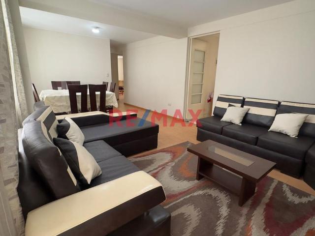 ¡Departamento Amplio En Alquiler A ½ Cuadra De Plaza Las Américas!